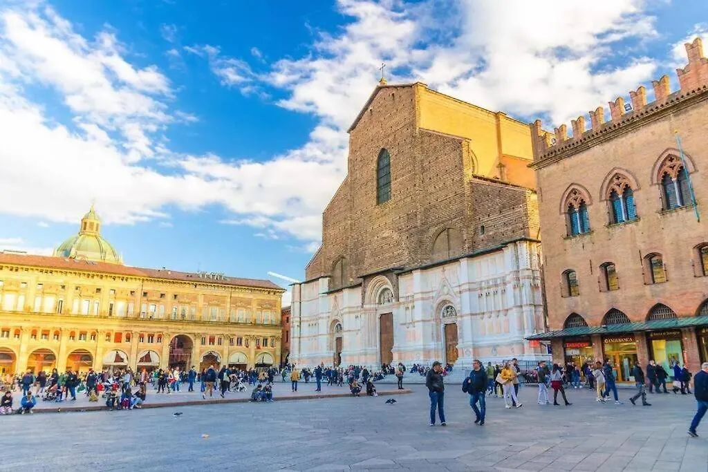 The Attico - Chick Urban - Free Parking Apartment Bologna Italy