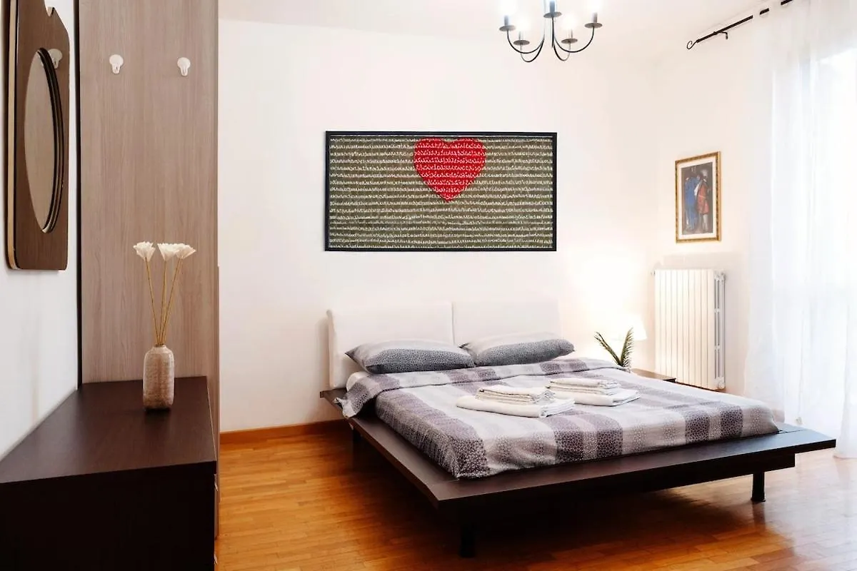 The Attico - Chick Urban - Free Parking Apartment Bologna
