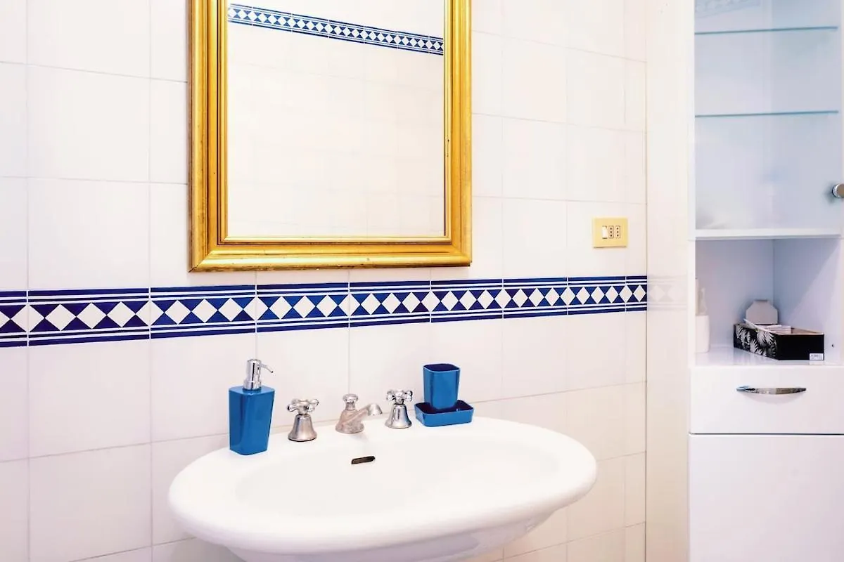 The Attico - Chick Urban - Free Parking Apartment Bologna Italy